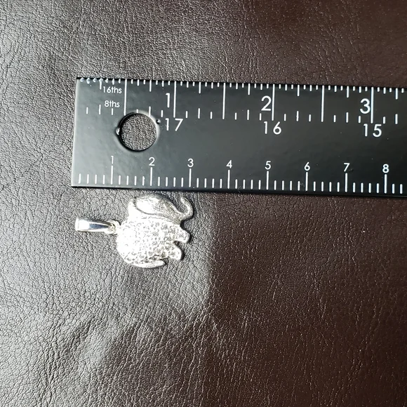 925 sterling silver elephant pendant with zirconia and 925 silver‎ chain